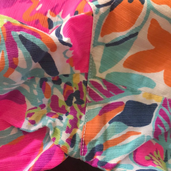 Lilly Pulitzer Callahan Shorts - Picture 2 of 4